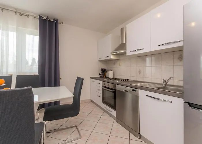 New With An Amazing Pool Сали